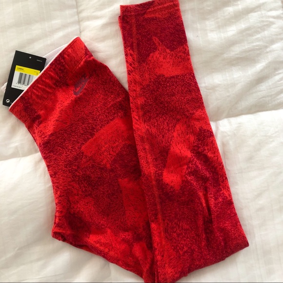 Nike Pants - NWT - Nike All Over Print Just Do It Leggings
